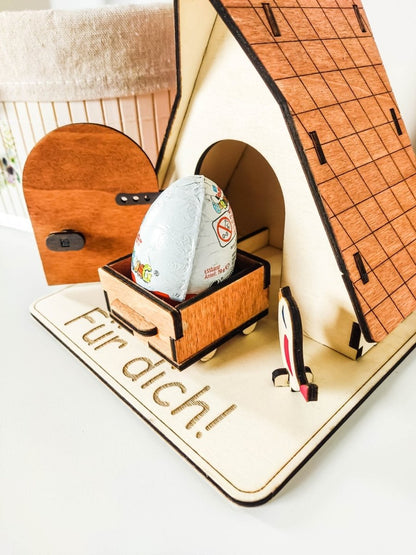 Überraschungs-Ei Geschenkverpackung mit Wunschgravur | Süße Geschenkidee für Kinder | Geschenke aus Holz - Prami's