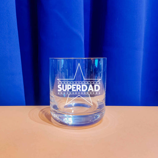 Personalisiertes Whiskyglas mit Gravur