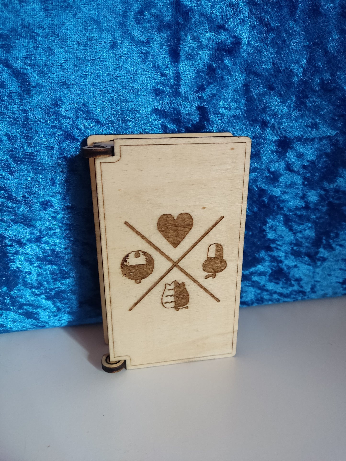 Spielkarten Etui aus Holz mit Gravur | Kartenbox für Schnapskarten