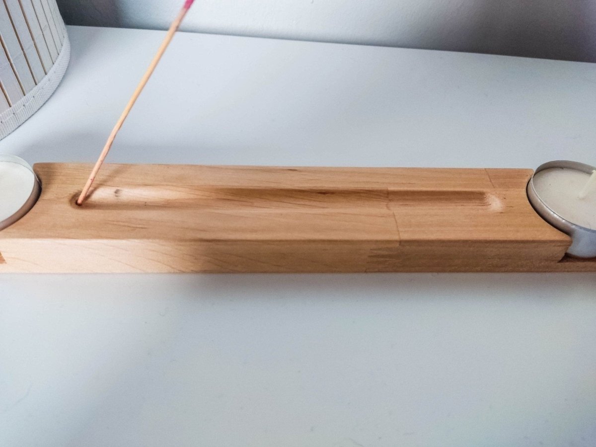 Design Teelichthalter aus Holz für Räucherstäbchen und 2 Teelichter | Holzdekoration für Kerzen aus Birke - Prami's