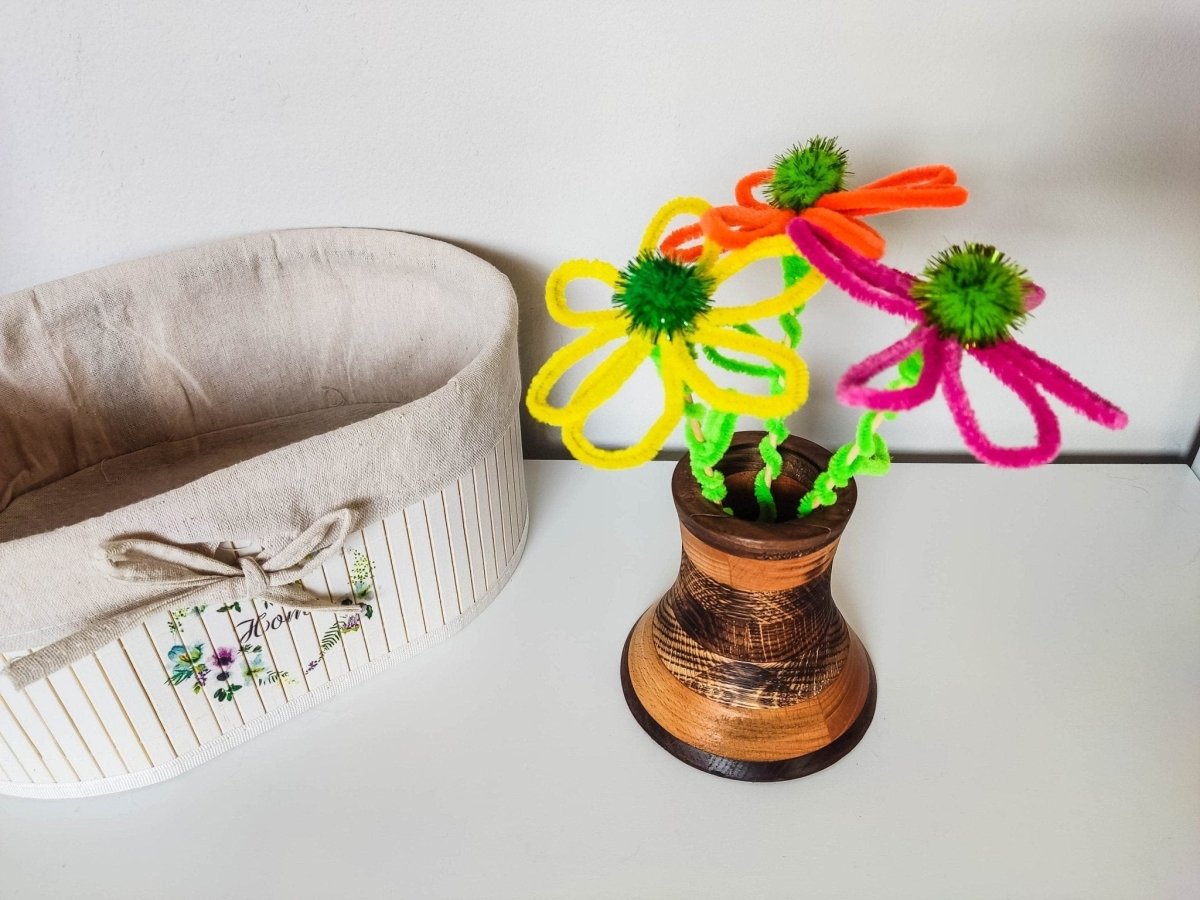 Design Vase für Kunstblumen aus Holz | Holzdekoration aus Massivholz - Prami's