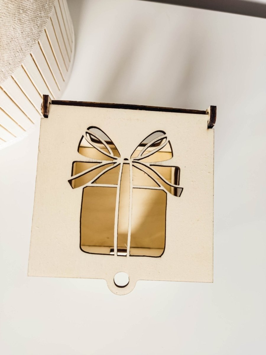 Handgefertigte Geschenkbox für Tassen aus Holz - Perfekte Geschenkidee für Kaffeeliebhaber - Prami's