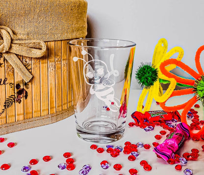Personalisiertes Kinderglas mit Namen und Biene | Trinkglas mit Gravur - Prami's