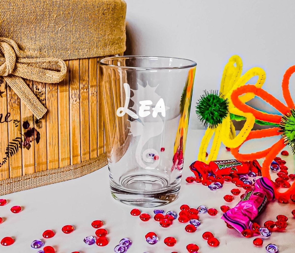 Personalisiertes Kinderglas mit Namen und Seepferdchen | Trinkglas mit Gravur - Prami's