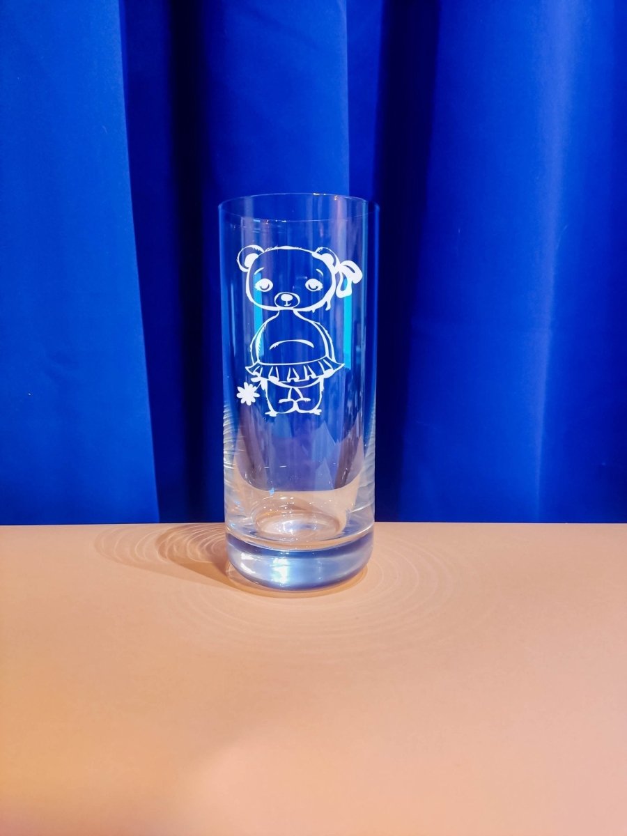 Personalisiertes Weinglas mit Name und Bären Motiv | Longdrink Glas mit Gravur - Prami's