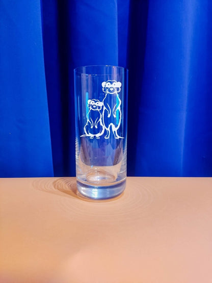Personalisiertes Weinglas mit Name und Erdmännchen | Longdrink Glas mit Gravur - Prami's