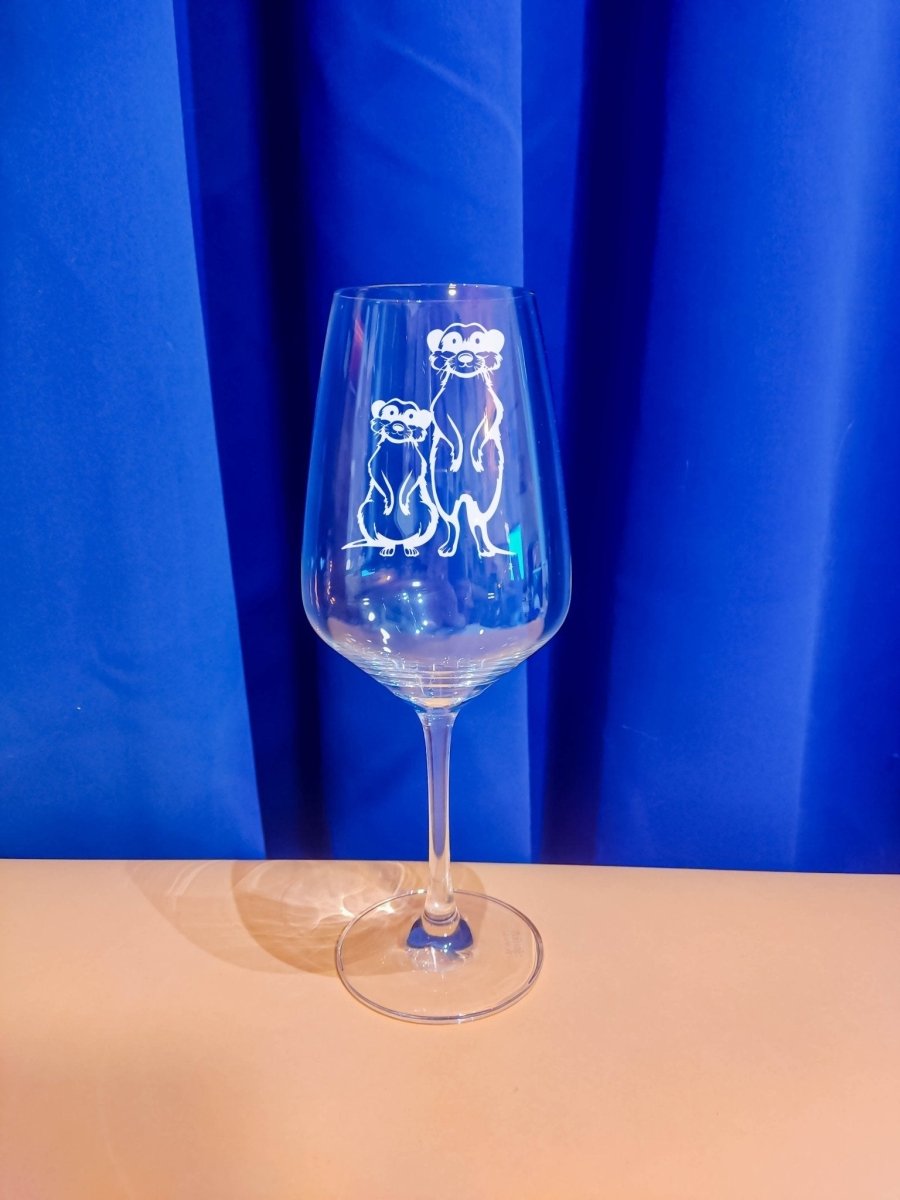 Personalisiertes Weinglas mit Name und Erdmännchen | Longdrink Glas mit Gravur - Prami's