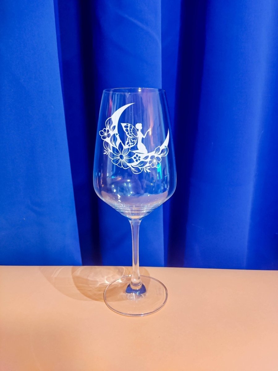 Personalisiertes Weinglas mit Name und Feen Motiv | Longdrink Glas mit Gravur - Prami's