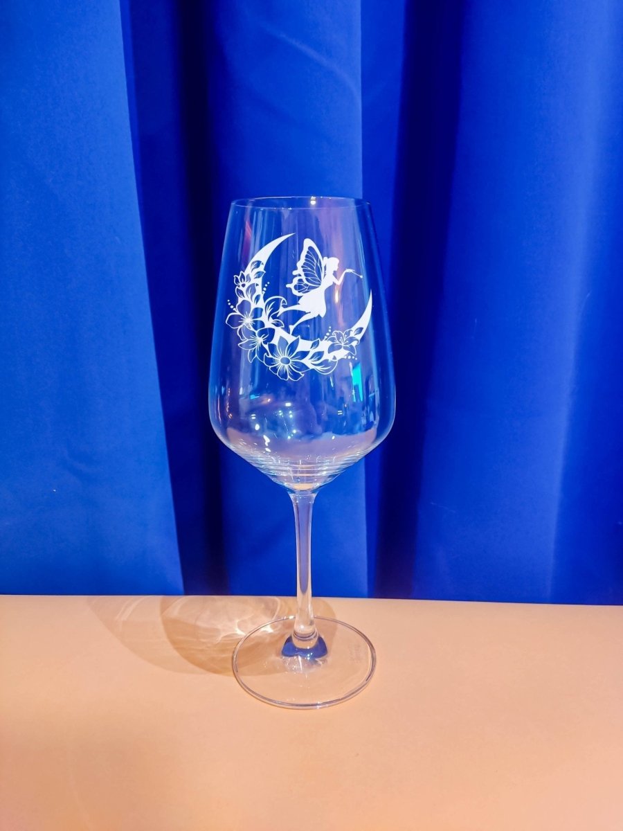 Personalisiertes Weinglas mit Name und Feen Motiv | Longdrink Glas mit Gravur - Prami's