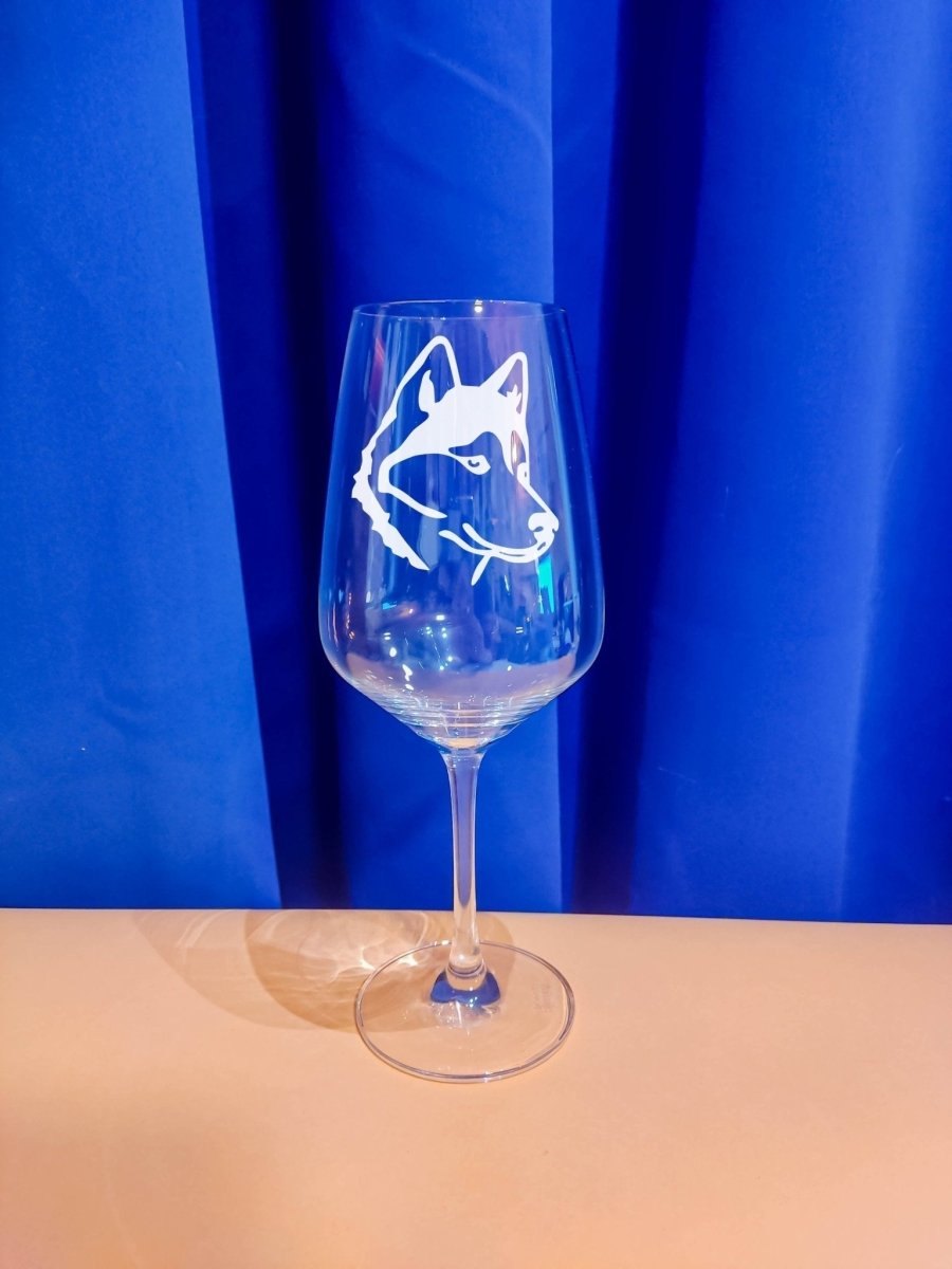 Personalisiertes Weinglas mit Name und Husky Motiv | Longdrink Glas mit Gravur - Prami's