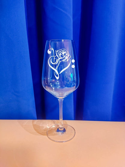 Personalisiertes Weinglas mit Name und Rose | Longdrink Glas mit Gravur - Prami's