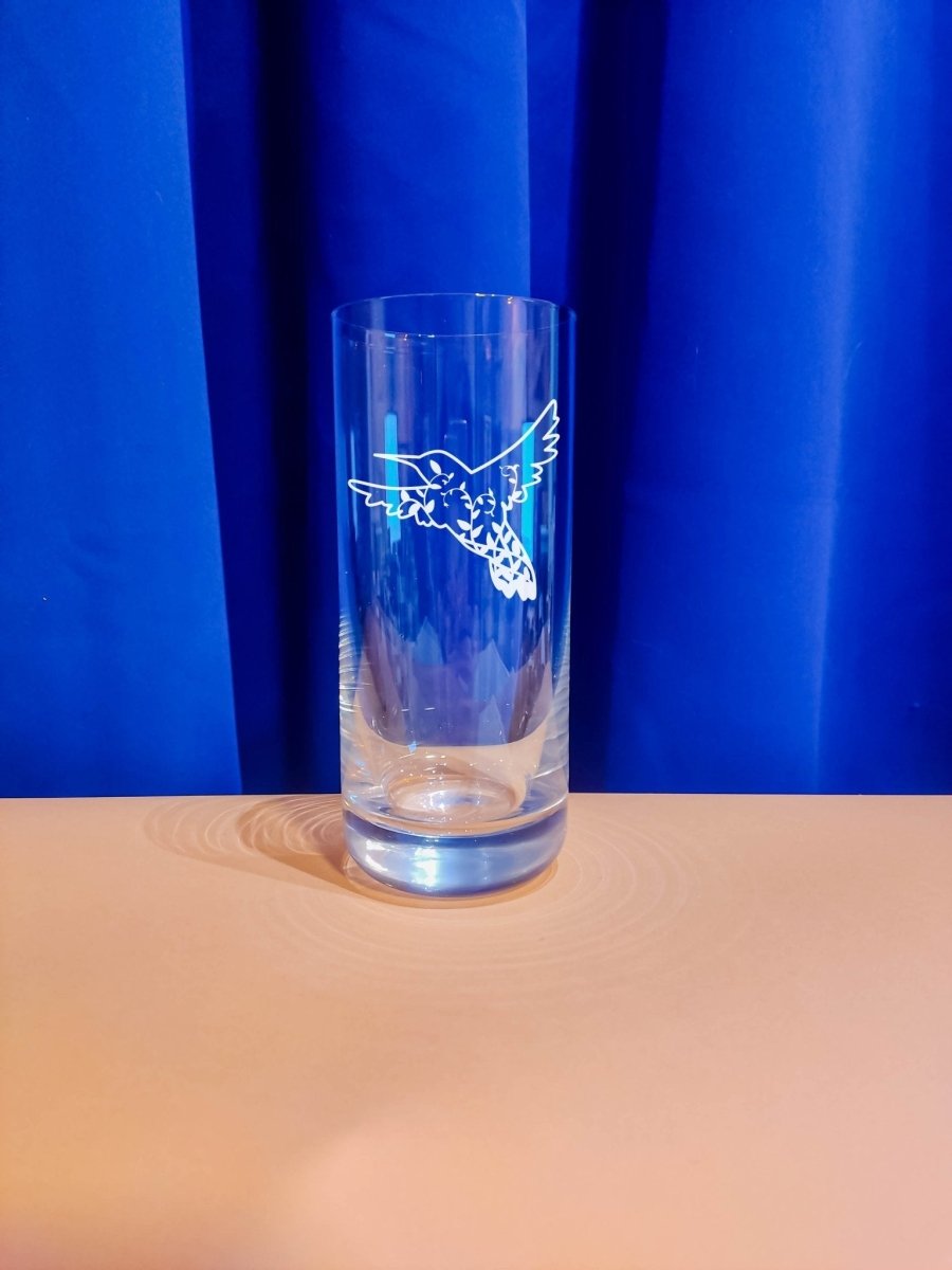 Personalisiertes Weinglas mit Name und Vogel Motiv | Longdrink Glas mit Gravur - Prami's