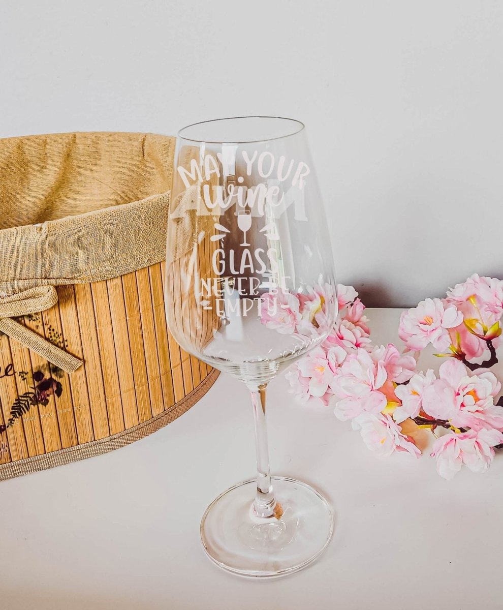 Personalisiertes Weinglas mit Name und Wein Spruch Gravur | Lustiges Weinglas mit Gravur - Prami's