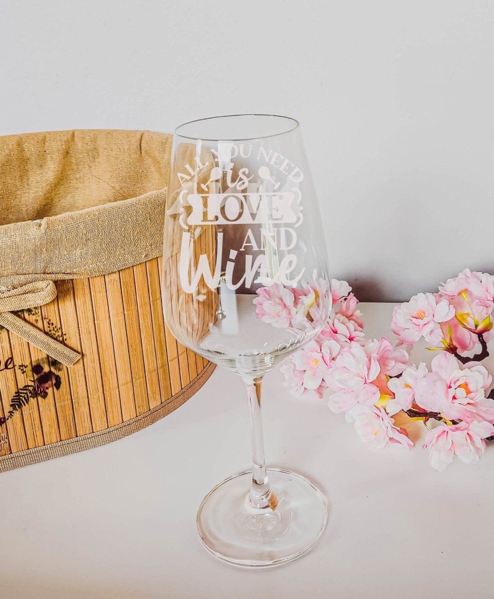 Personalisiertes Weinglas mit Name und Wein Spruch | Lustiges Weinglas mit Gravur - Prami's