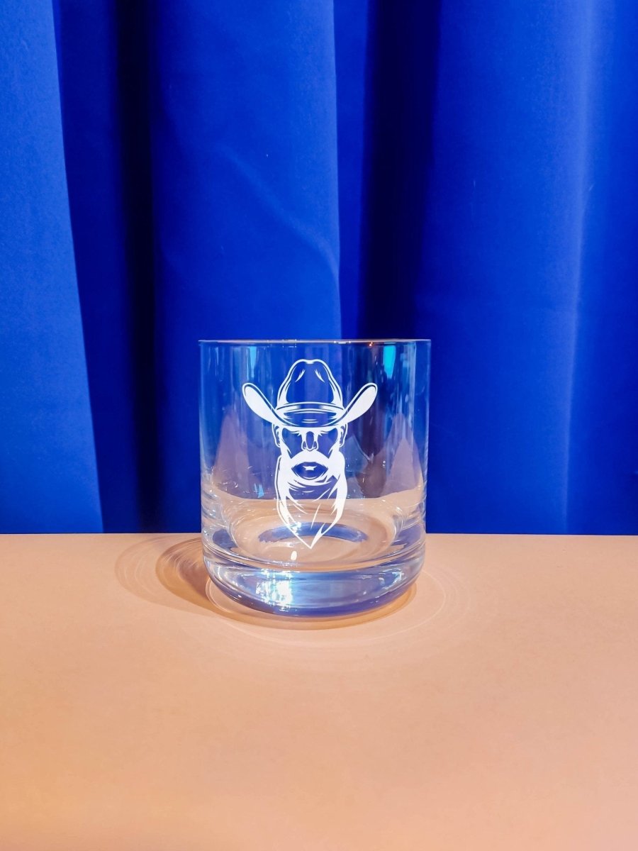 Personalisiertes Whiskyglas mit Name und Cowboy | Whisky Glas mit Gravur - Prami's
