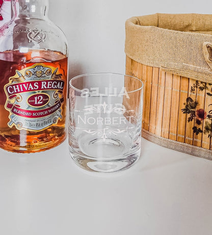 Personalisiertes Whiskyglas mit Name und Wunschtext | Whisky Glas mit Gravur - Prami's
