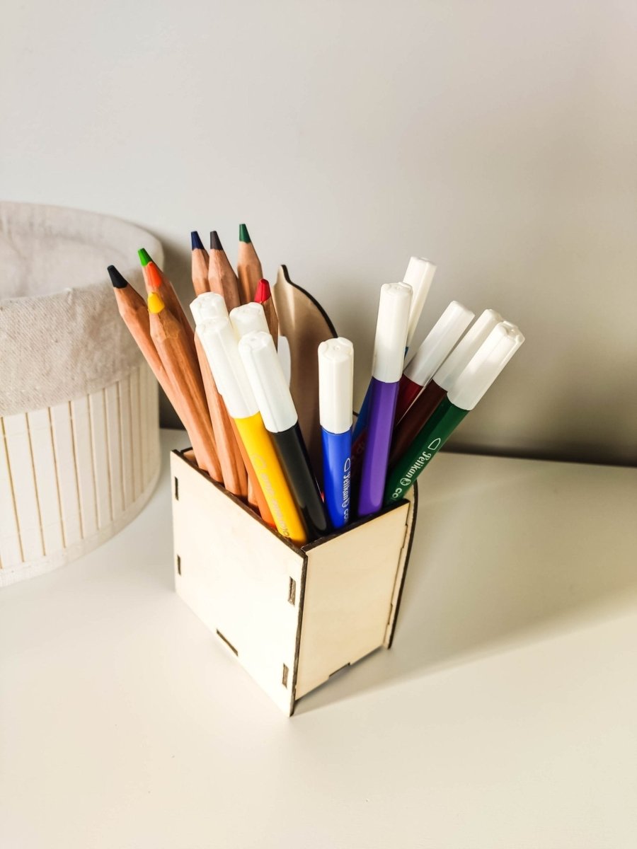 Stiftebecher Pferd aus Holz | Schreibtisch Organisation Stifte | Stiftehalter für Büro und Kinderzimmer - Prami's