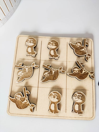 Tic Tac Toe Spiel "Faultier" aus Holz | Brettspiel mit süßen Faultier Figuren | Holzspiele für Familie - Prami's