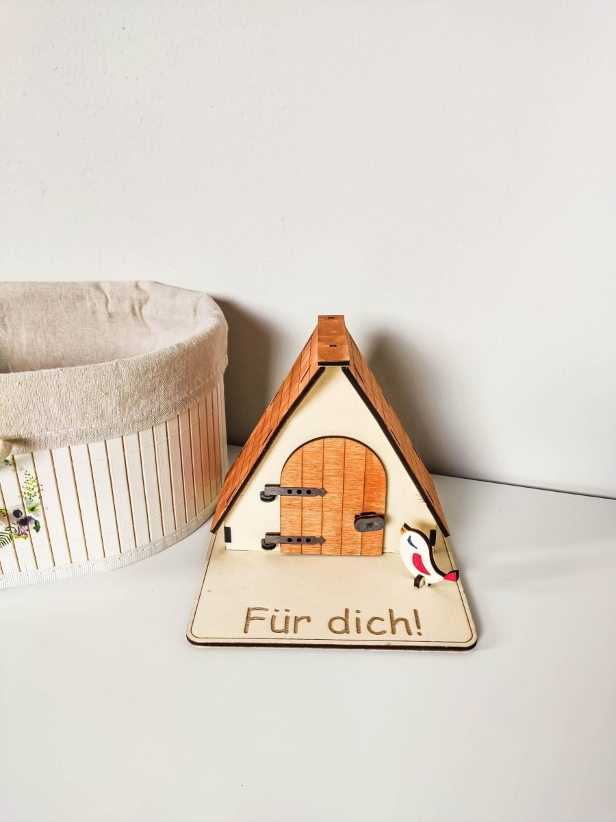 Überraschungs-Ei Geschenkverpackung mit Wunschgravur | Süße Geschenkidee für Kinder | Geschenke aus Holz - Prami's