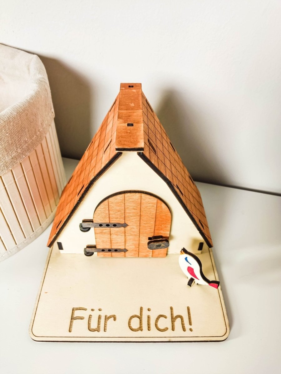 Überraschungs-Ei Geschenkverpackung mit Wunschgravur | Süße Geschenkidee für Kinder | Geschenke aus Holz - Prami's